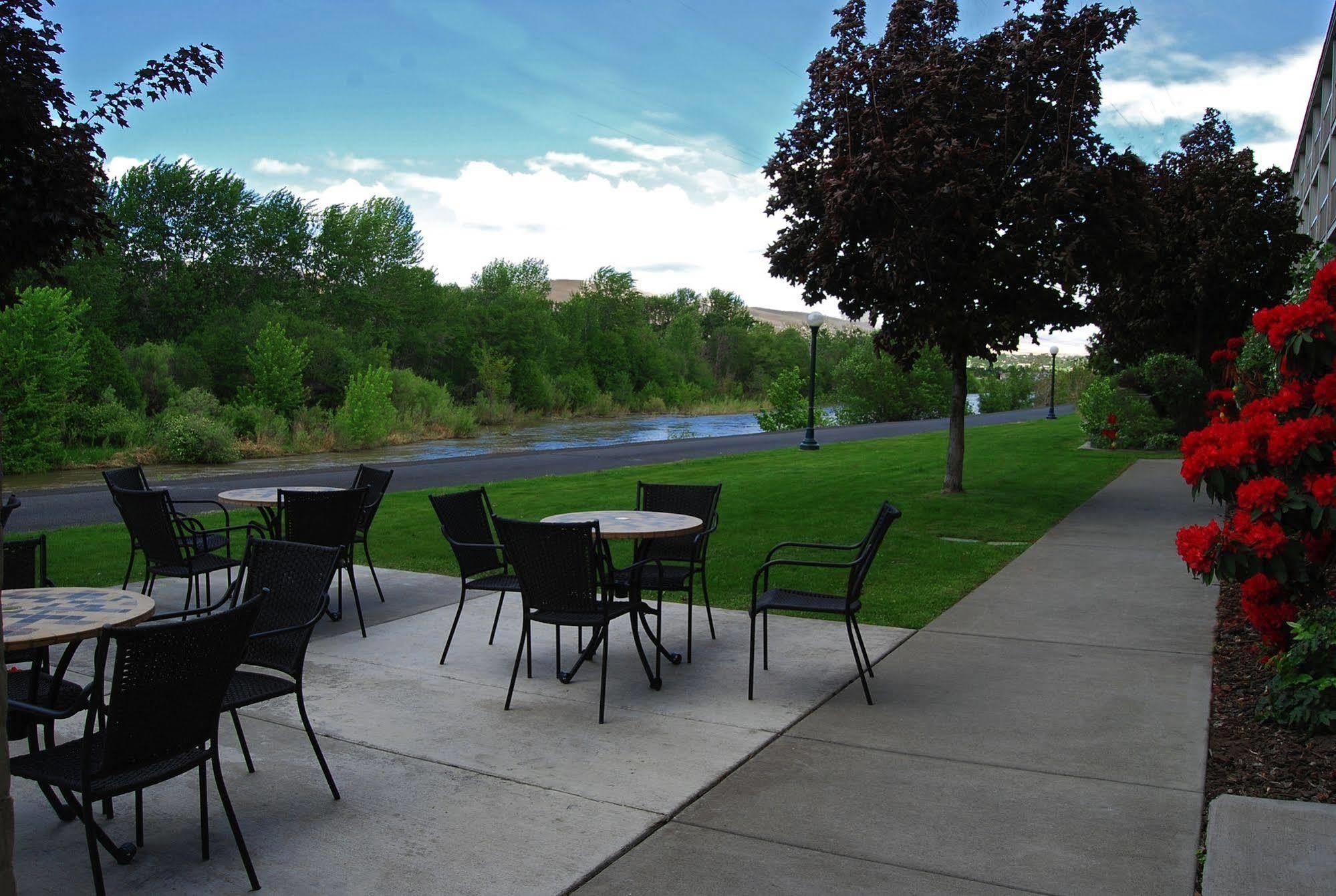 Baymont By Wyndham Yakima Riverfront מסעדה תמונה