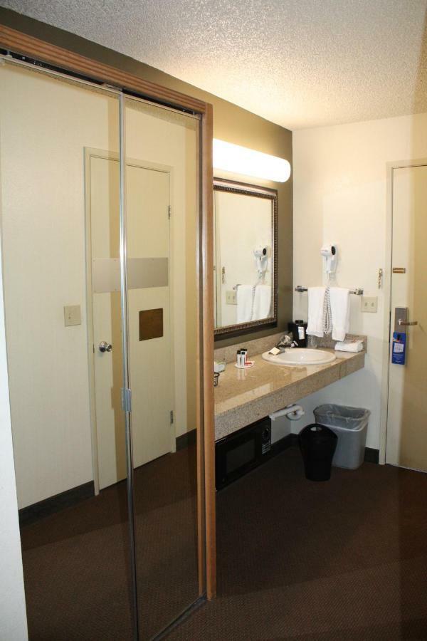 Baymont By Wyndham Yakima Riverfront מראה חיצוני תמונה