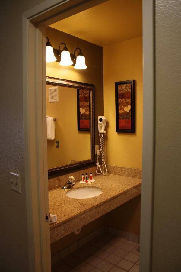 Baymont By Wyndham Yakima Riverfront מראה חיצוני תמונה