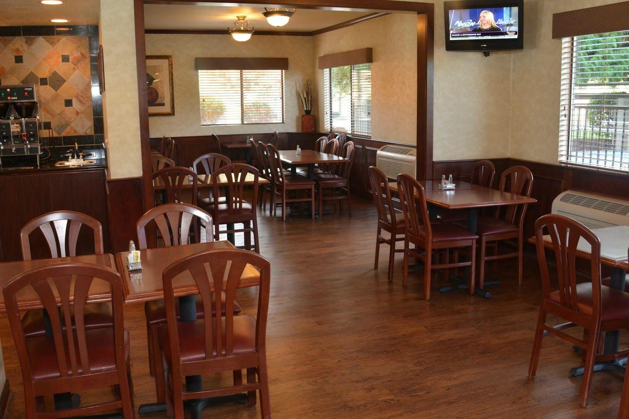 Baymont By Wyndham Yakima Riverfront מראה חיצוני תמונה